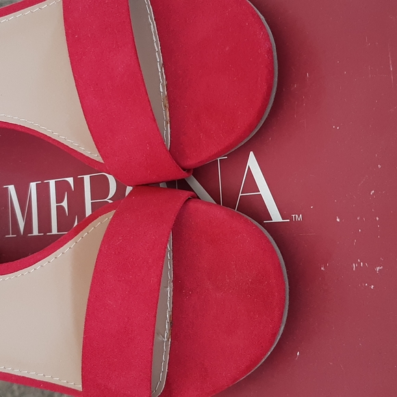 Fuschia Merona sandals - Picture 5 of 7